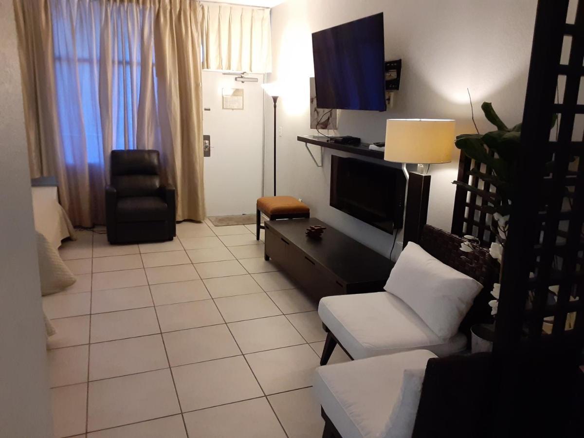 Riverview, Studio 507, Beach Steps Away!+Pool+Wifi Ръскин Екстериор снимка