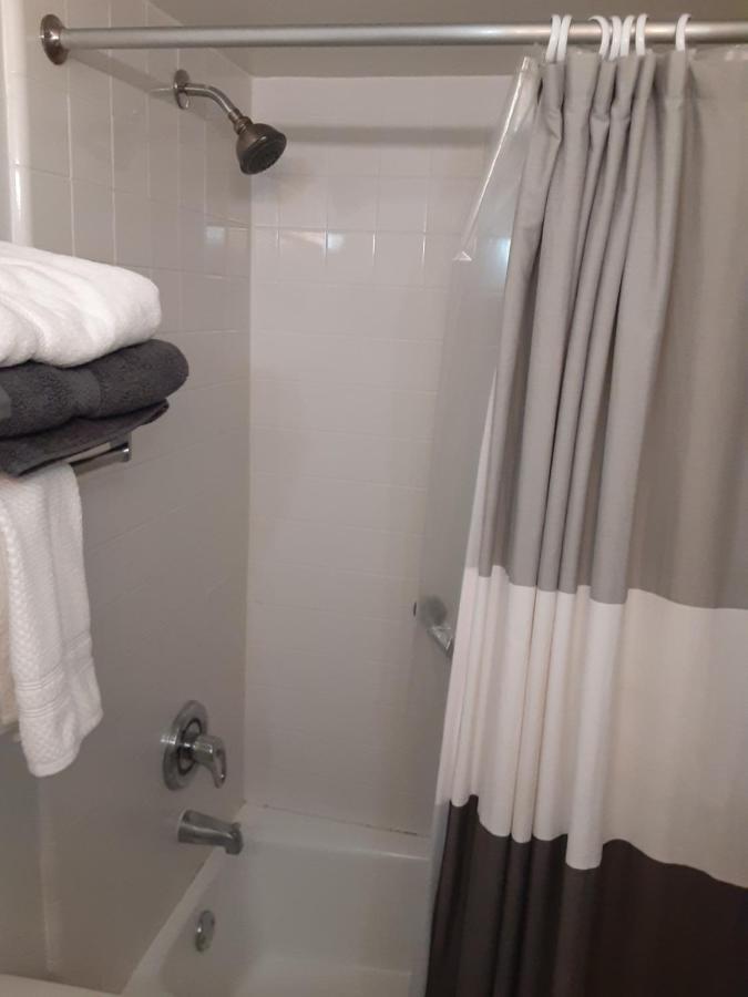 Riverview, Studio 507, Beach Steps Away!+Pool+Wifi Ръскин Екстериор снимка